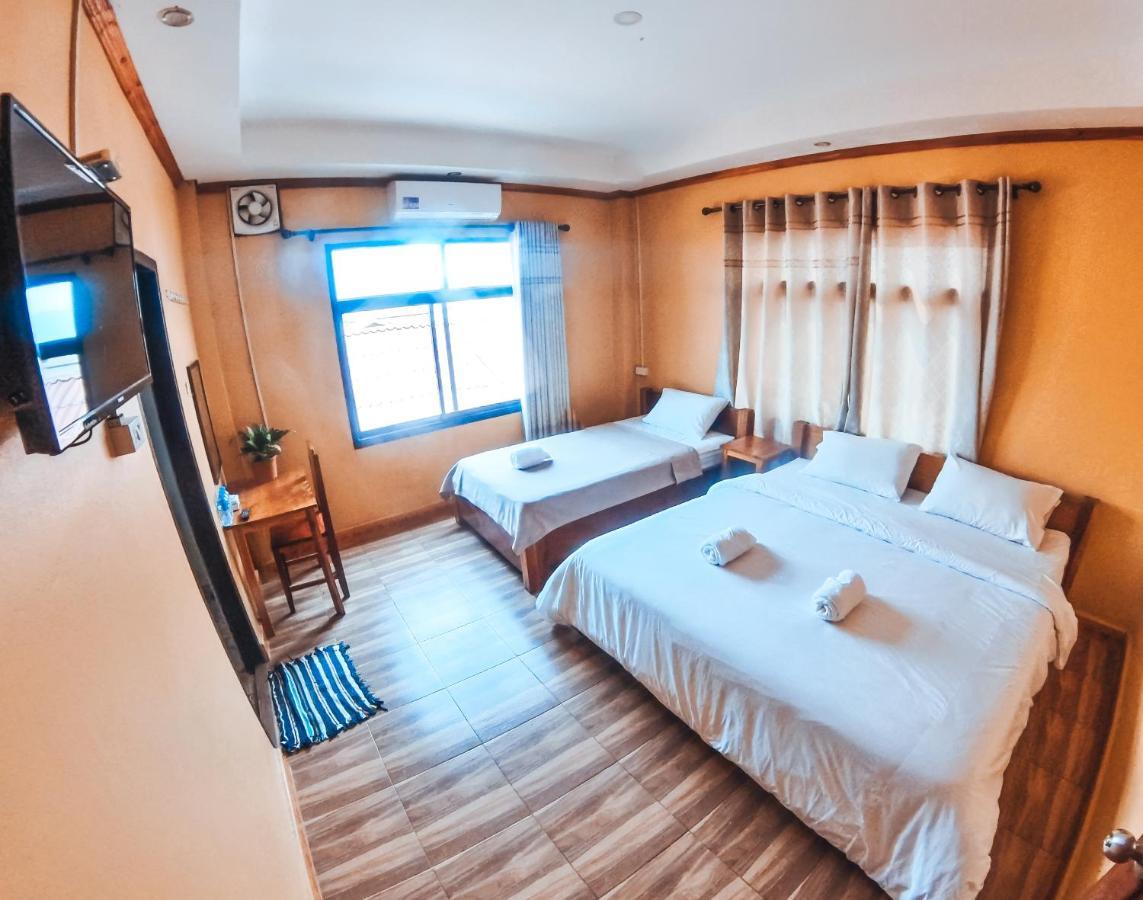 Vang Vieng Sunset Guesthouse & Restaurant Luaran gambar
